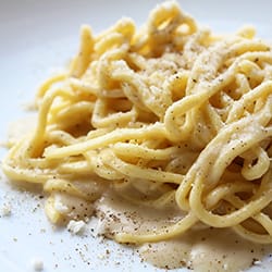 ローマ風カチョエペペで真夜中のスパゲッティ「CACIO E PEPE」レシピ