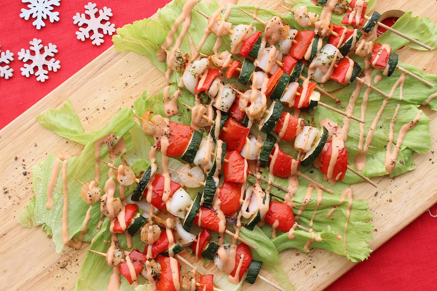 クリスマスイブの魚介の串焼きと特製サルサローザ