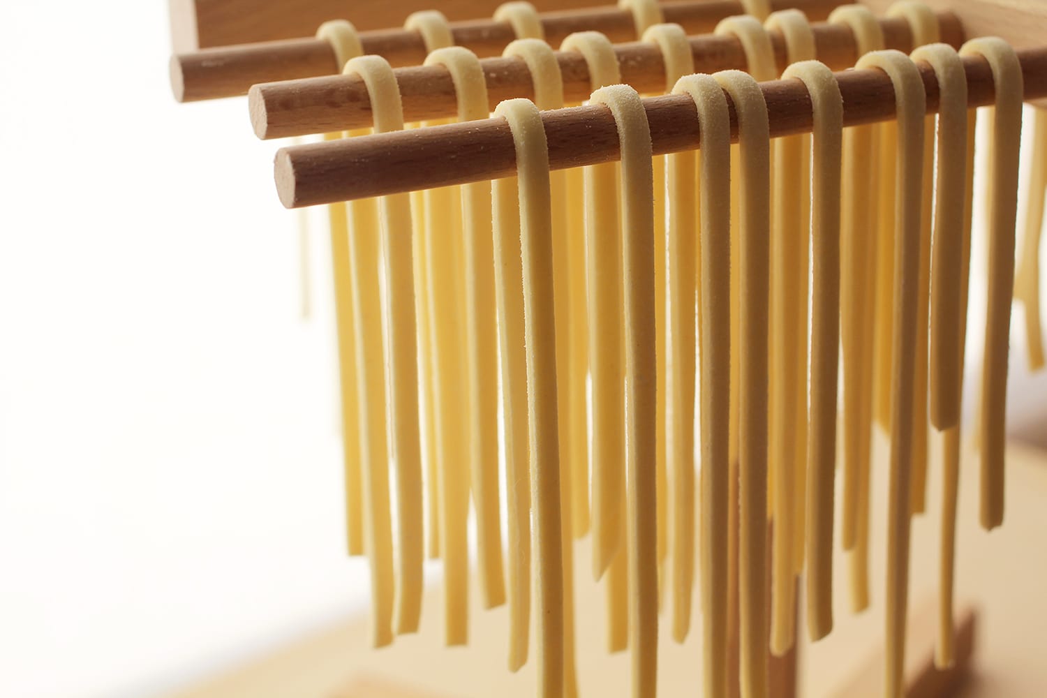 リグーリア州の白い平打ちパスタ「トレネッテ」手打ちパスタ