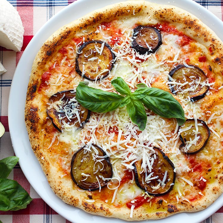 イタリア夏のピッツァフェスタと自家製フォカッチャ